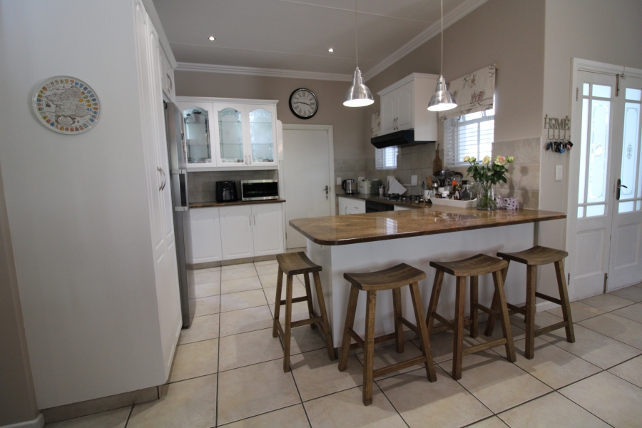 3 Bedroom Property for Sale in Kingswood Golf Estate Western Cape